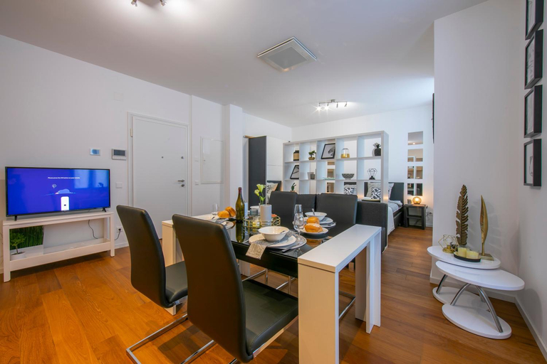 Others 2, Little Lugano - Happy Rentals, Lugano