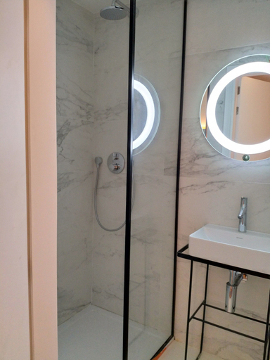 Bathroom 5, Hotel Kronacker, Vlaams Brabant