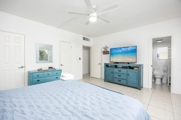 Bedroom 2, Jamaica Royale Beach View Towers By Beachside Management, Sarasota