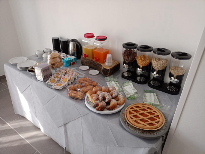 Others 4, bed and breakfastEuropa, Salerno