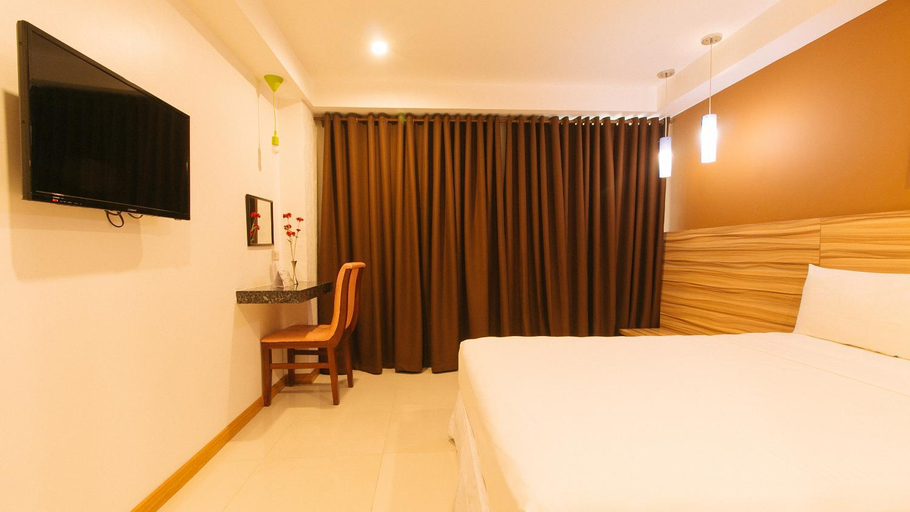 Bedroom 6