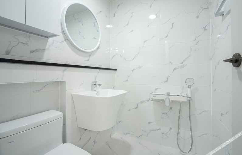 Bathroom 3, Seomoon Residence Hotel, Jeju