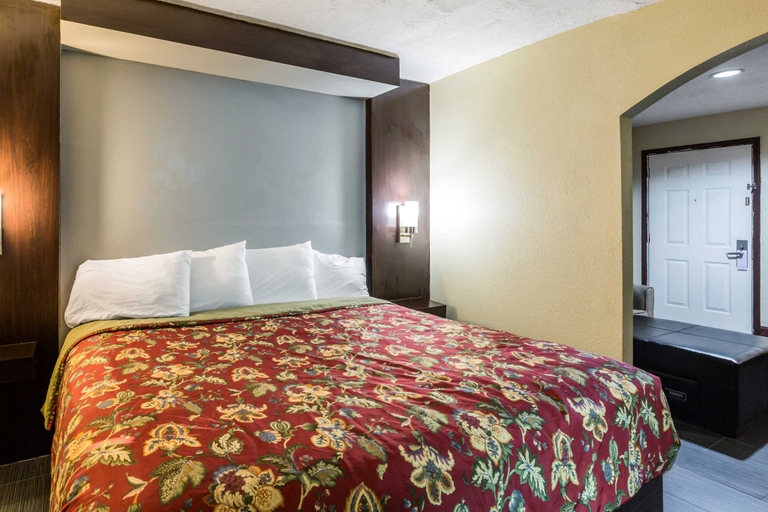 Bedroom 4, MorningSide Inn, Houston