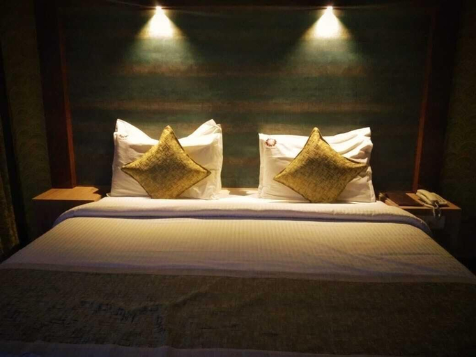 Hotel Mayas, Tiruchirappalli