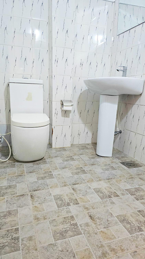 Bathroom 4, Adams peak Grand, Ambagamuwa