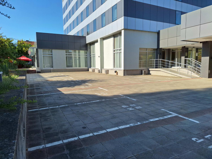 Exterior & Views 2, Monogram Park, Ruma
