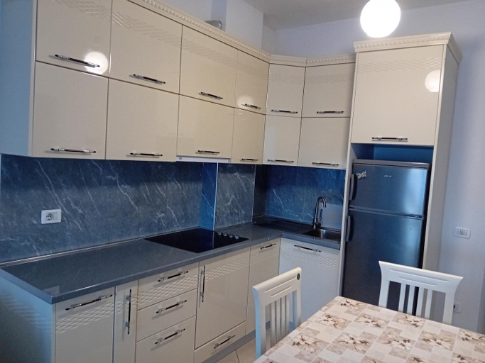 Others 3, Amar Apartaments Golem, Kavajës