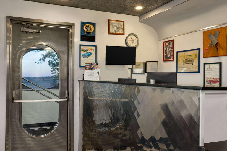 Public Area 3, Travelodge by Wyndham Vaughn, Guadalupe