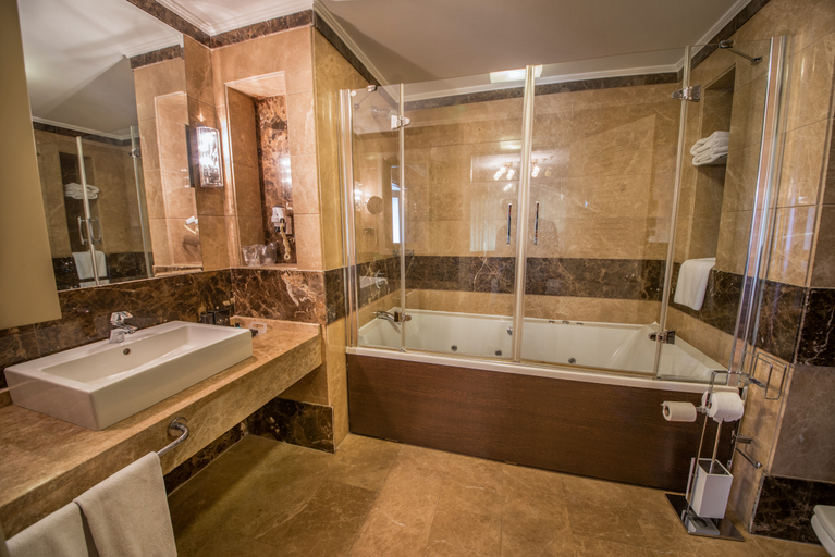 Bathroom, Dream Hill Business Deluxe, Kartal