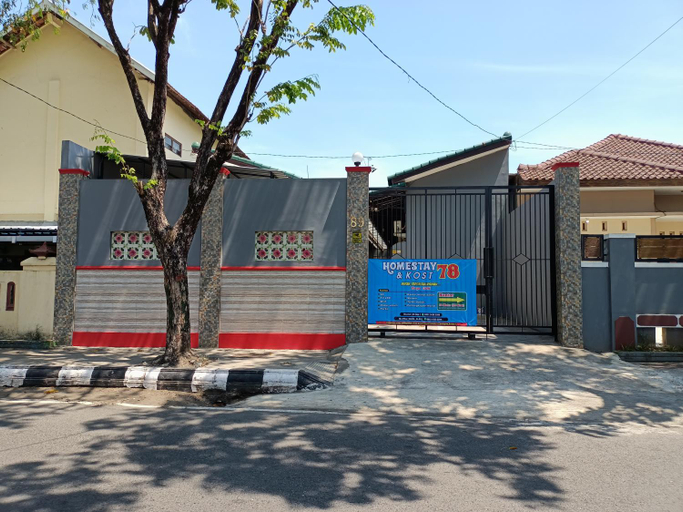 Exterior 15