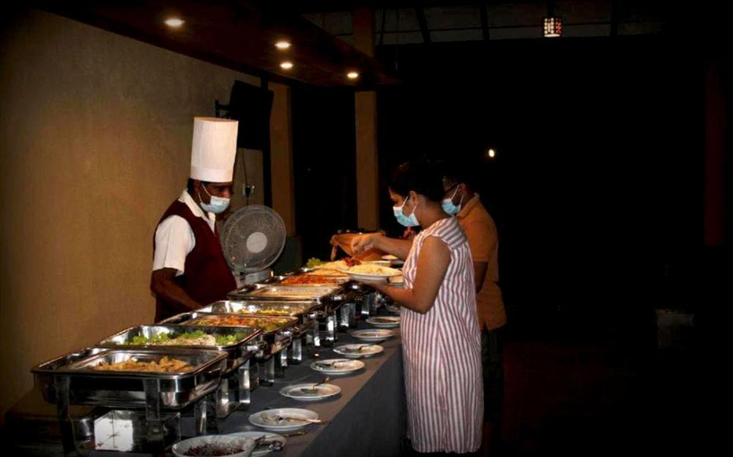 Food & Drinks 4, Athyantha Resort, Mihinthale