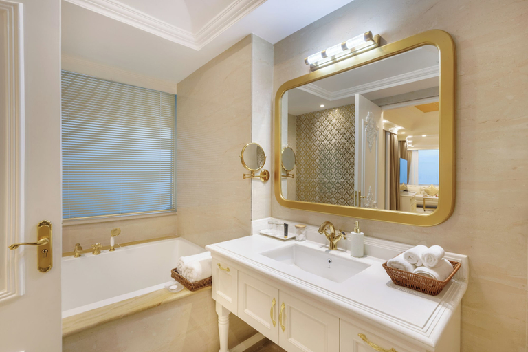 Bathroom 5, Pokhara Panorama Resort and Spa-Luxury Redefined, Gandaki