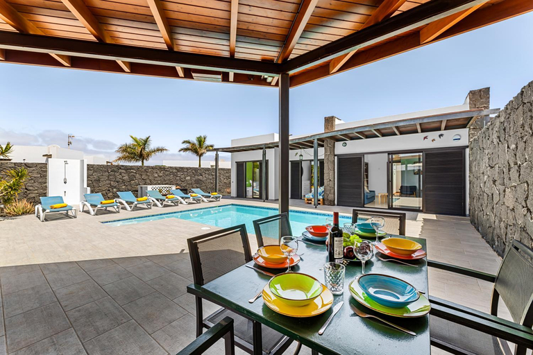 Others 4, 3 Bedroom Villa with Private Pool close to Papagayo Beach, Las Palmas