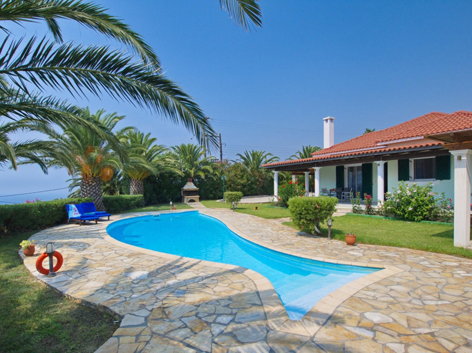 Room 2, Villa Ermis in Spartia, Ionian Islands