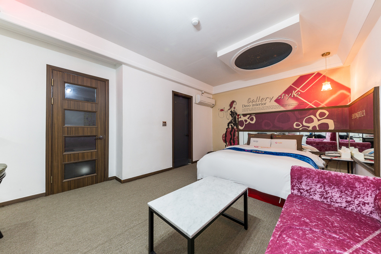 Bedroom 2, Asan Sangria, Asan