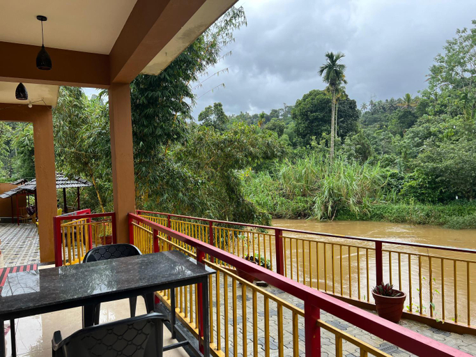 Others 2, Brothers guest house, Wayanad