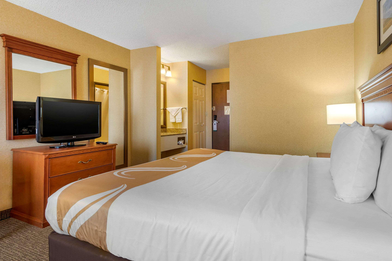 Bedroom 3, Quality Inn Pueblo North, Pueblo