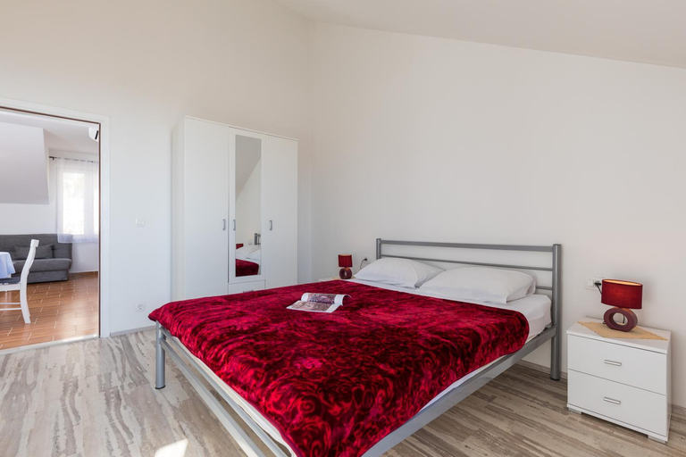 5, Red Wine Apartments, Dubrovnik