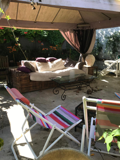 Others 3, violette, Gironde