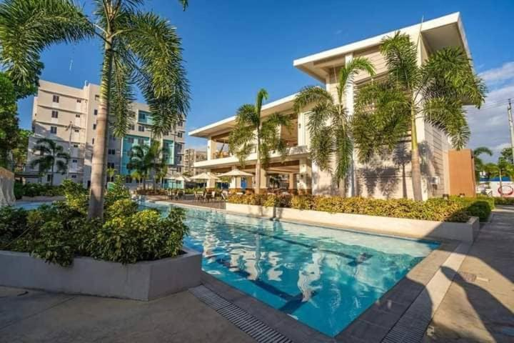 Others 3, Entire classy 2br condotel, Davao City