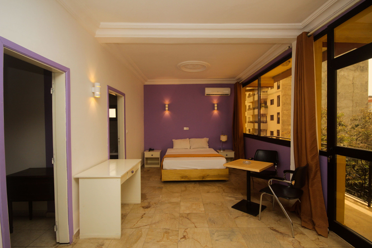 Others 2, Sacha Hotel, Conakry
