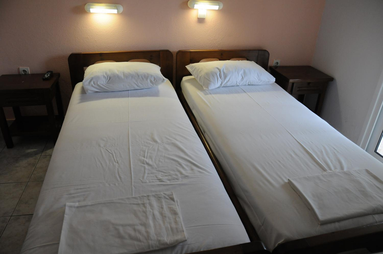 Bedroom 3, Rooms Iris, Central Macedonia