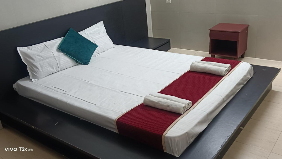 Others 5, Midtown Residency, Kozhikode