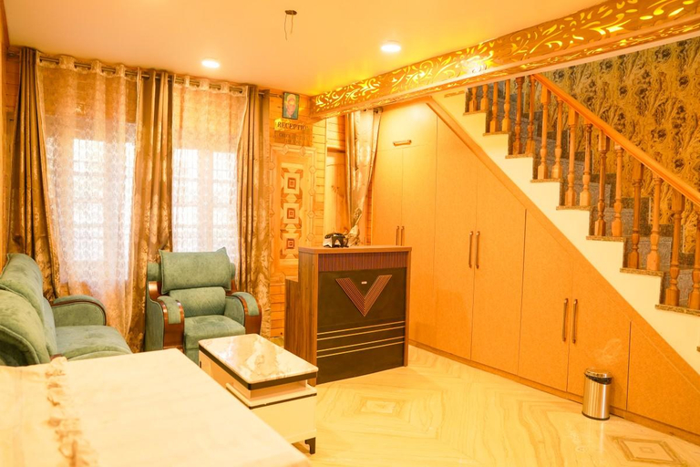 Others 3, Arbiya Villa, Srinagar