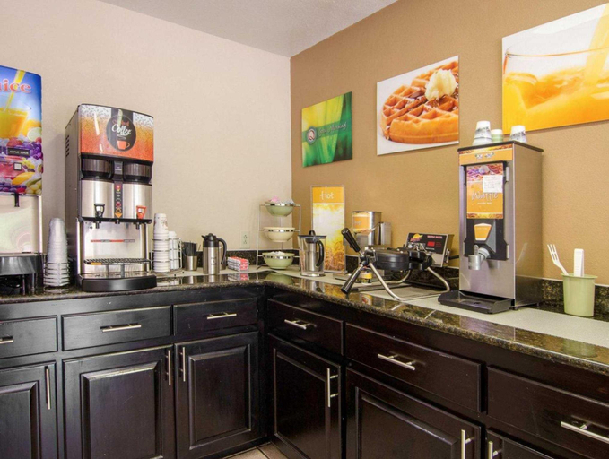 Food & Drinks 4, Quality Inn Hartwell, Hart
