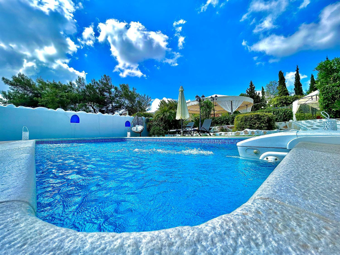 Sport & Beauty, Nicole Luxury Villas, South Aegean