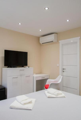 Others 3, Elegant Residence Rooms, Split