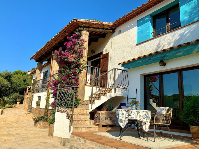 Others 4, Villa Marlena, Calonge, Costa Brava,1 luxe private studio-appartement with private pool in quiet are, Girona