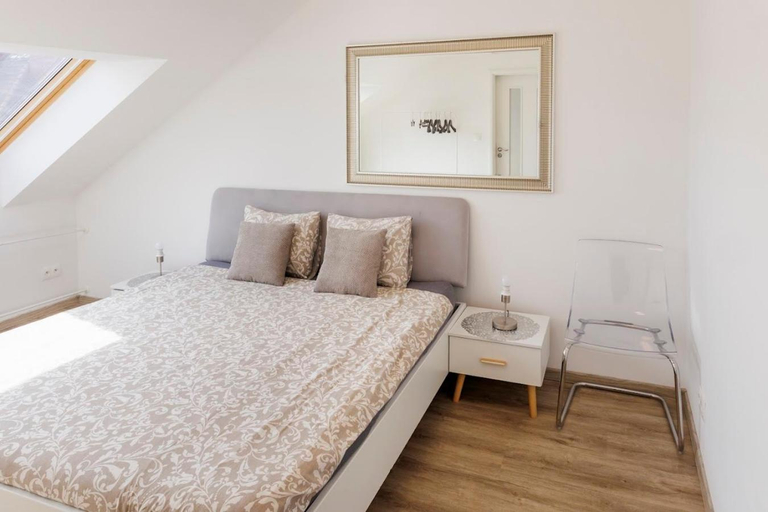 Bedroom 2, Queen Flat in Old Town with Castle view, Bratislava I