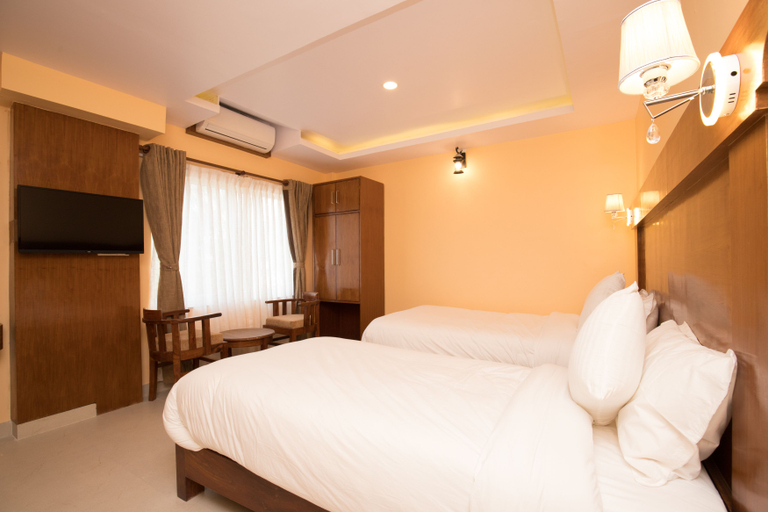 Bedroom 3, Hotel Lake Shore, Gandaki