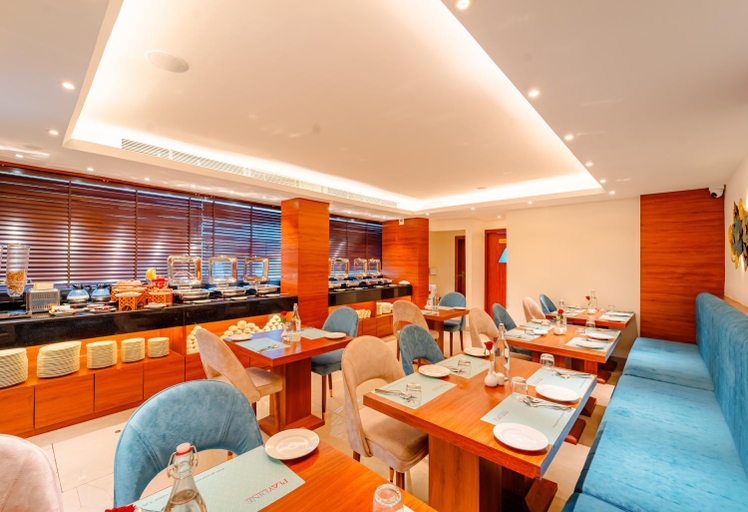 Food & Drinks 5, Playsales By Playotel Vijay Nagar Indore, Indore