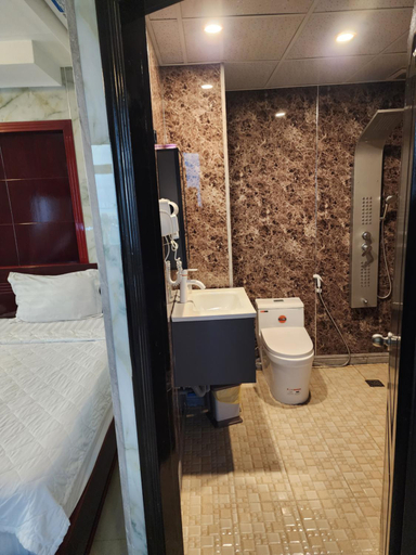 Bathroom 5, Sea Light Hotel, Rạch Giá