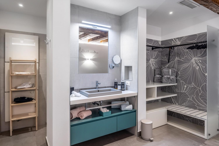 Bathroom 2, Maison Valentina, Bolzano