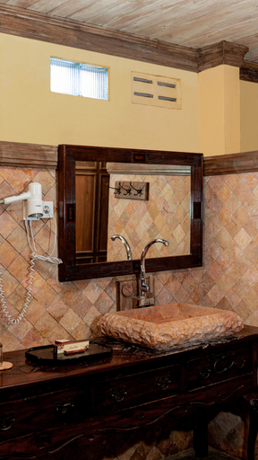 Bathroom 12