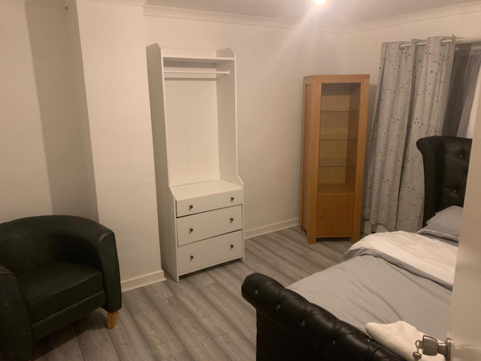 Others 4, At Apex house, Thurrock