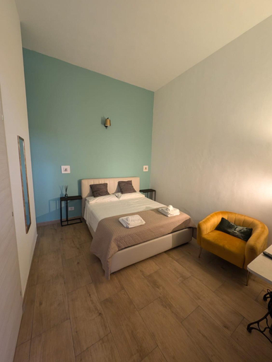 Others 3, N amuri room a due passi del mare, Catania
