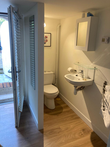 Bathroom, Quiet double ensuite room, own entrance, Tarn-et-Garonne