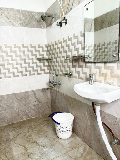 Bathroom, The Excellency Apartments, Hyderabad