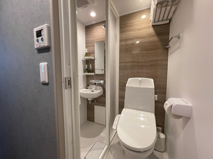 Bathroom 3, Hotel Kototoi Juku, Taitō
