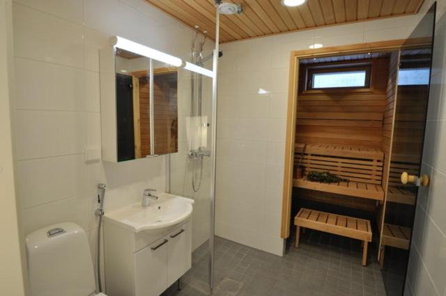 Bathroom, Hotel Lost In Yllas, Lapland