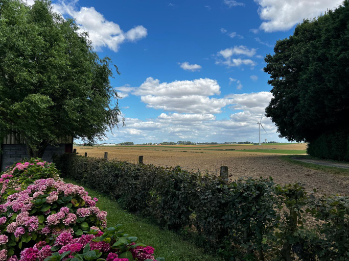 Others 4, A la ferme de Thilloy, Pas-de-Calais