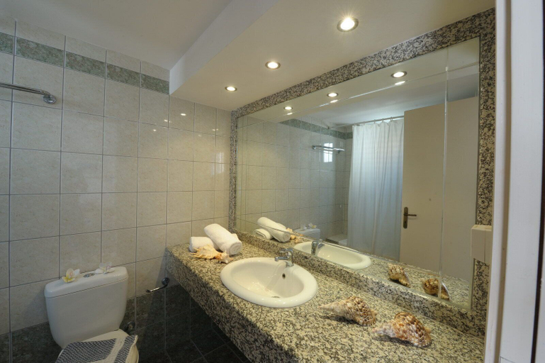 Bathroom 4, Ilios Malia Hotel Resort, Crete