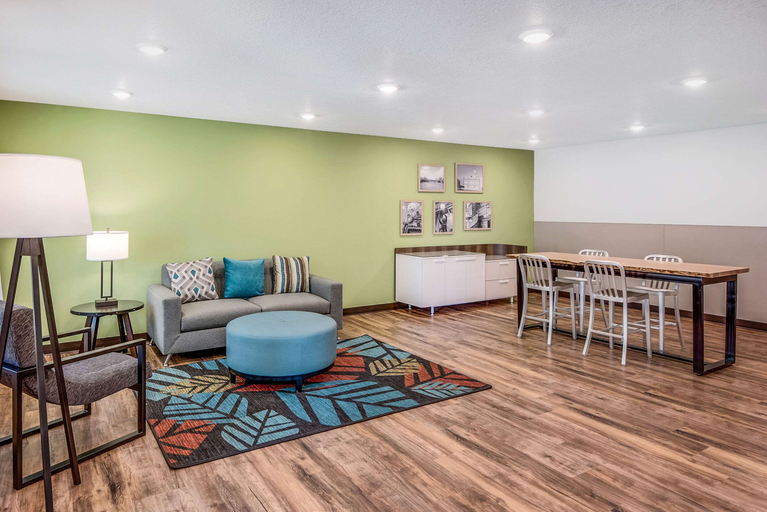 Public Area 2, Woodspring Suites  West Des Moines, Dallas