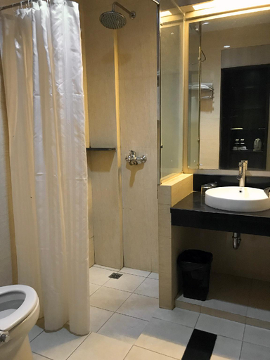 Bathroom 9