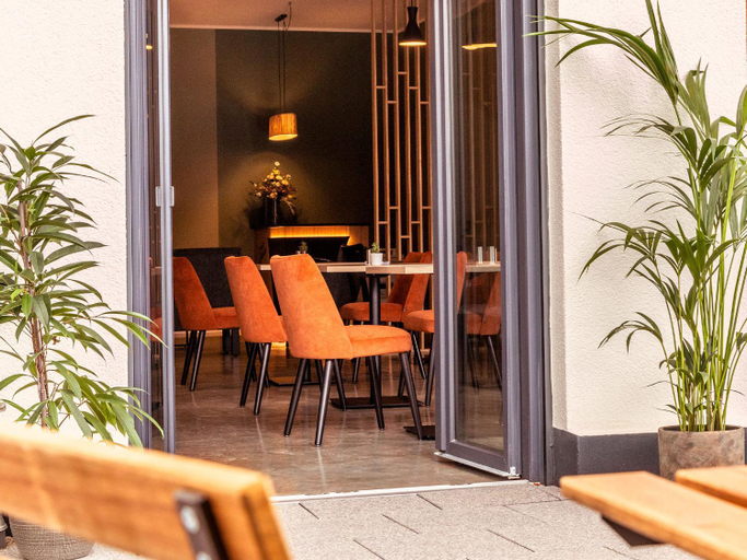 Others 4, Hotel MY BASE, Ebersberg