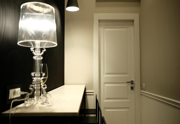 Others 3, KUKKA ROOMS, Napoli